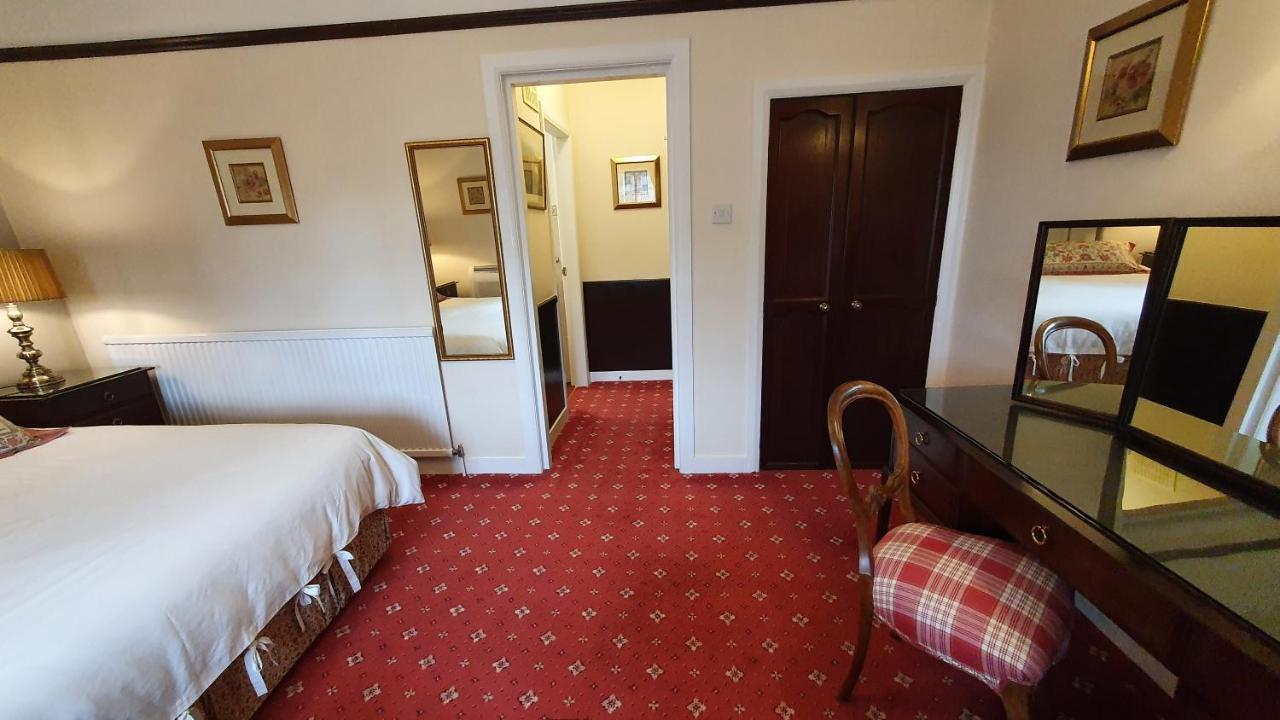 Stow Lodge Hotel 3*